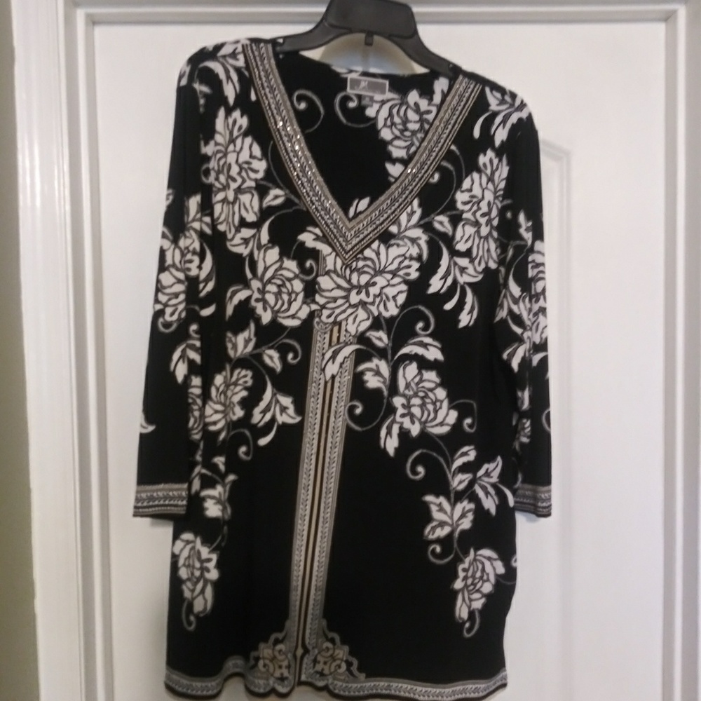 JM Collection blouse - Picture 2 of 3